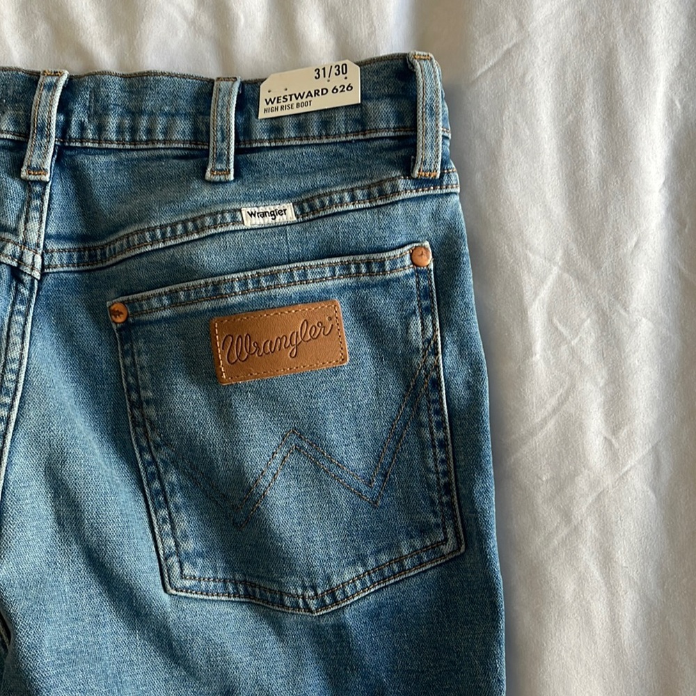 Wrangler Westward High Rise Boot Jeans
